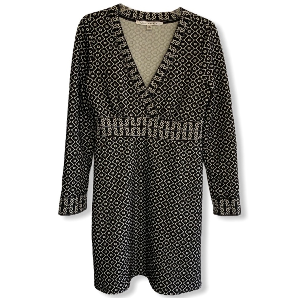 Max Studio Euc V Neck Geometric Patterned Stretch… - image 2